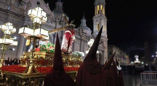 Processions de la Semaine Sainte Saragosse Lemotion envahit la