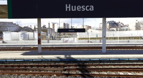 Renfe met en vente les billets AVE entre Huesca Cordoba Seville