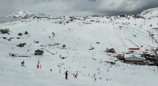 Ski de neige Aragon Les stations pleines de skieurs