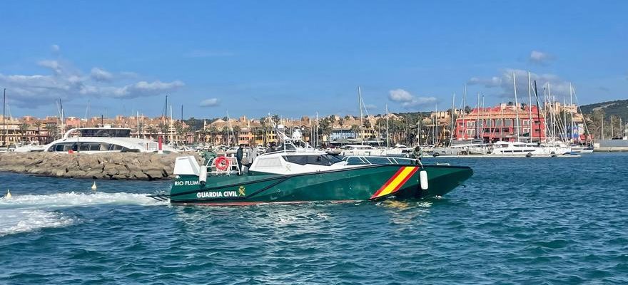 Un bateau antidrogue attaque un patrouilleur de la Garde civile