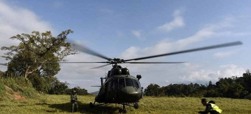 Au moins neuf soldats colombiens meurent dans un accident dhelicoptere