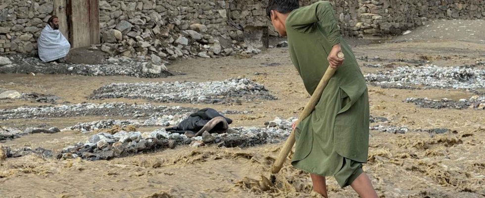 De graves inondations en Afghanistan font pres de 100 morts
