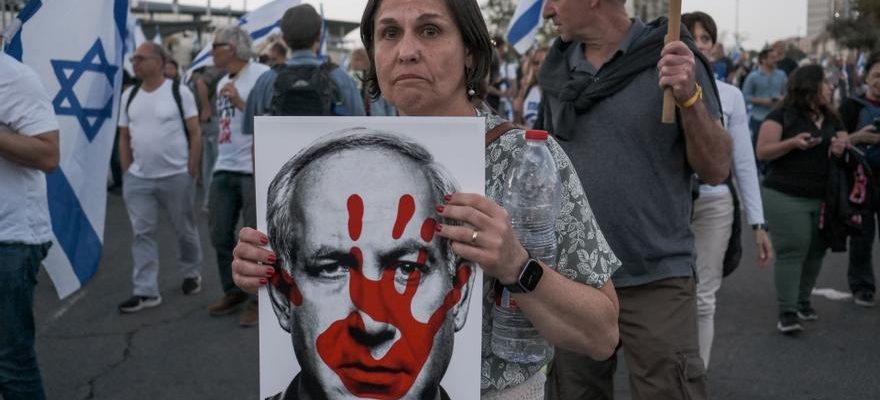 Des milliers de personnes marchent vers le domicile de Netanyahu