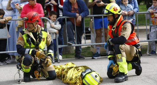 En images Les pompiers de Saragosse effectuent un exercice