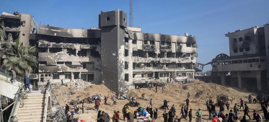 Israel detruit le principal hopital de Gaza faisant des centaines