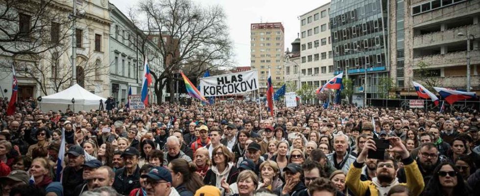 La Slovaquie elit un nouveau president partage entre soutenir lUkraine