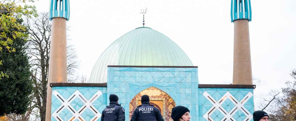 Le grand centre islamique de Hambourg qui sert aux ayatollahs