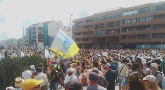 Manifestations massives aux iles Canaries contre le modele touristique