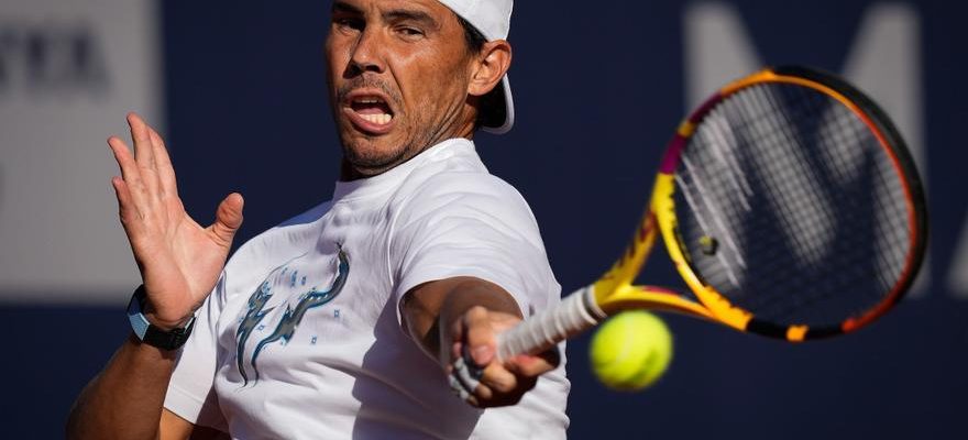 Nadal marche sur les pentes de Godo en attendant son