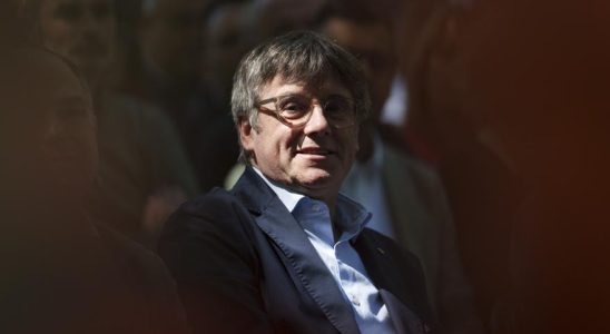 Puigdemont pousse Sanchez a un vote de confiance