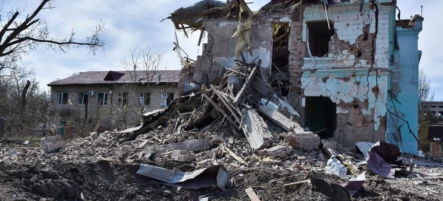 Un bombardement russe a Konstantinovka fait au moins trois morts