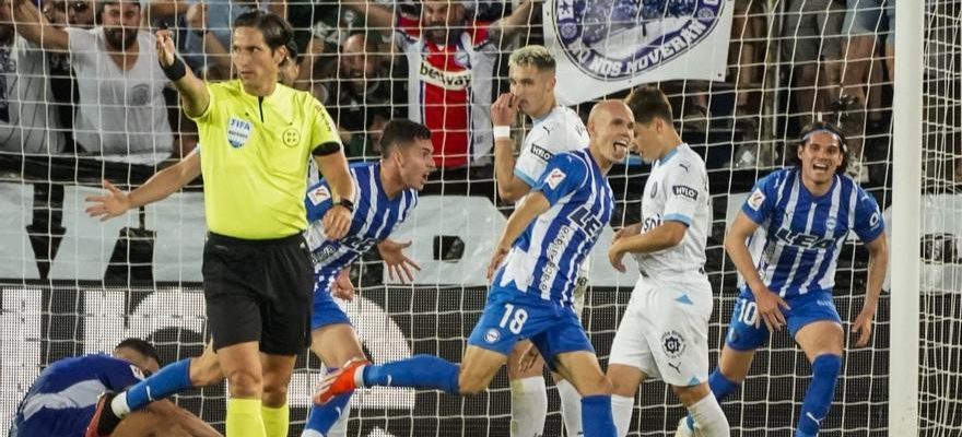 Alaves Gerone Guridi empoisonne Gerone a la 99e