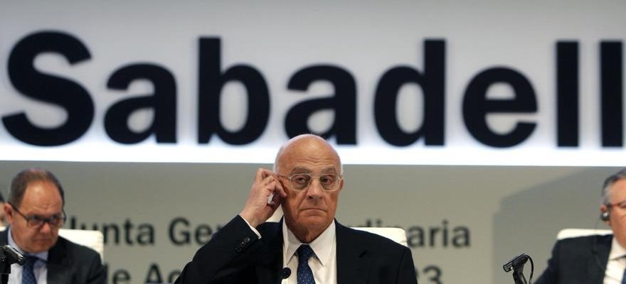 Banco Sabadell fait face a une semaine cle pour decider