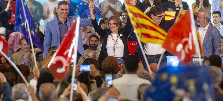 ELECTIONS 9J Le PSOE cherche a renverser le plebiscite