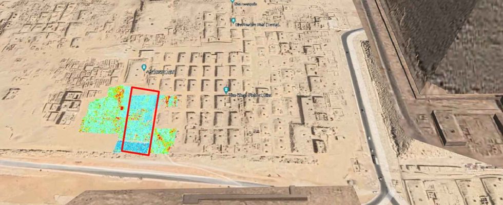 Ils trouvent une mysterieuse structure enterree a cote des pyramides