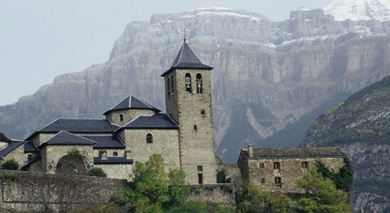 La petite ville de Huesca qui pourrait servir de decor