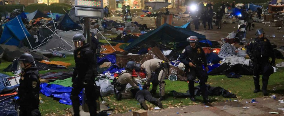 La police dilue les manifestations pro palestiniennes a UCLA