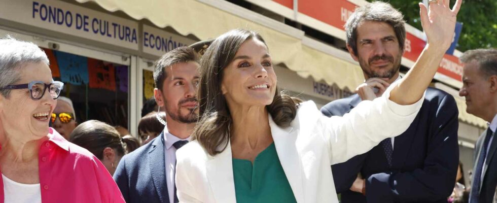 La reine Letizia inaugure la 83e Foire du livre de