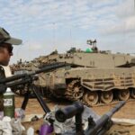 Larmee israelienne intensifie ses attaques au nord et au sud