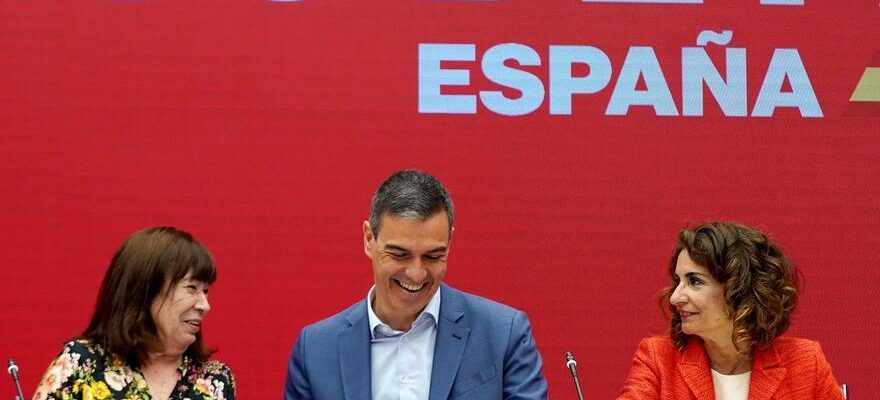 Le PSOE compte sur Illa pour se liberer du fardeau