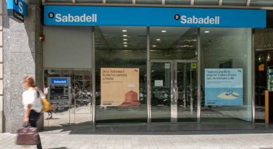 Le conseil dadministration de Sabadell rejette la proposition de fusion