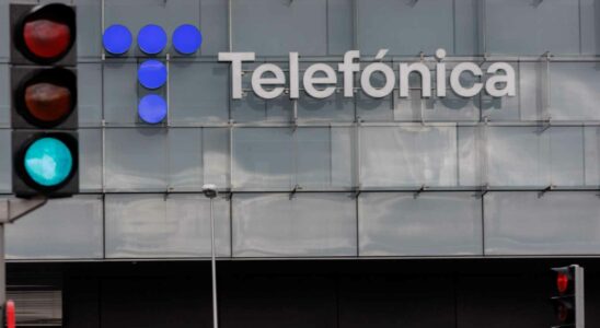 Le gouvernement atteint son objectif et atteint 10 de Telefonica