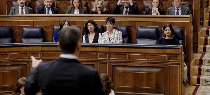 Sanchez et Feijoo cloturent une campagne catalane incertaine qui ajustera