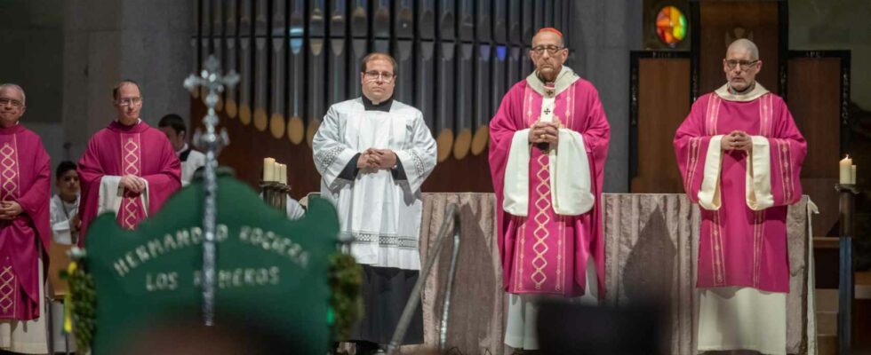 pourquoi sa beatification declenche un conflit avec lEglise