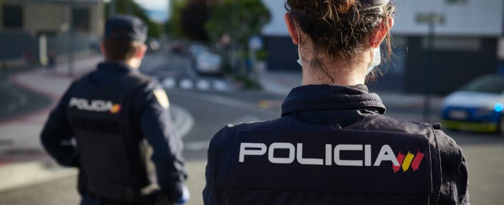 La Cour supreme condamne un policier pour agression sexuelle pour