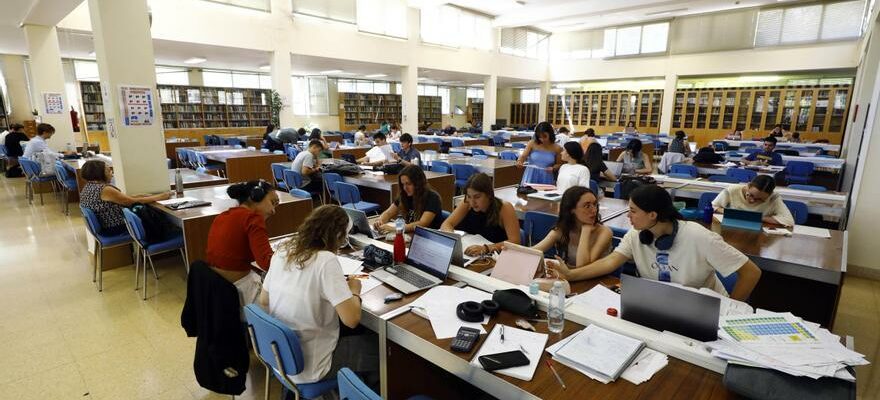 La reforme de la Faculte de Medecine de Saragosse coutera