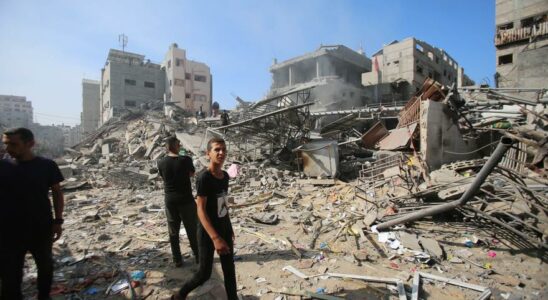 Les autorites de Gaza denoncent 52 morts dans des bombardements