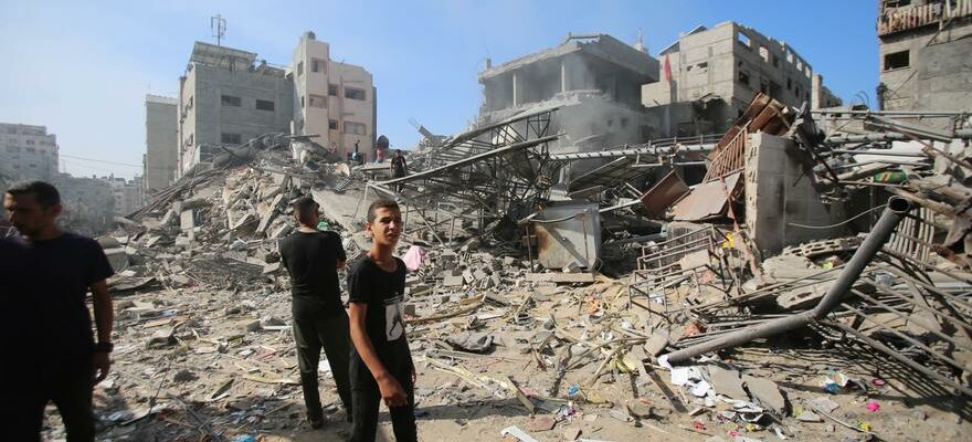 Les autorites de Gaza denoncent 52 morts dans des bombardements