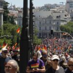 Quatre mille personnes manifestent contre la monarchie a Madrid en