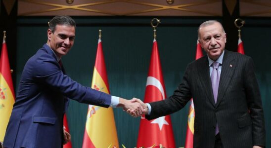Sanchez et Erdogan president un sommet bilateral pour promouvoir une