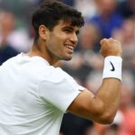 Carlos Alcaraz avance avec confiance a Wimbledon apres avoir battu