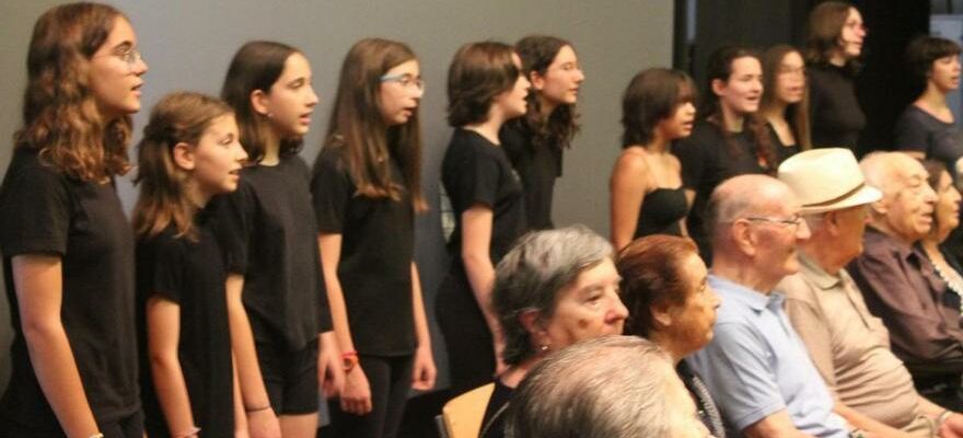 Concert de fin de cours par la chorale intergenerationnelle de