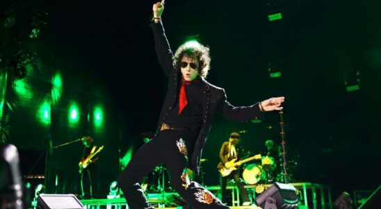 En images Enrique Bunbury dechaine la folie a La