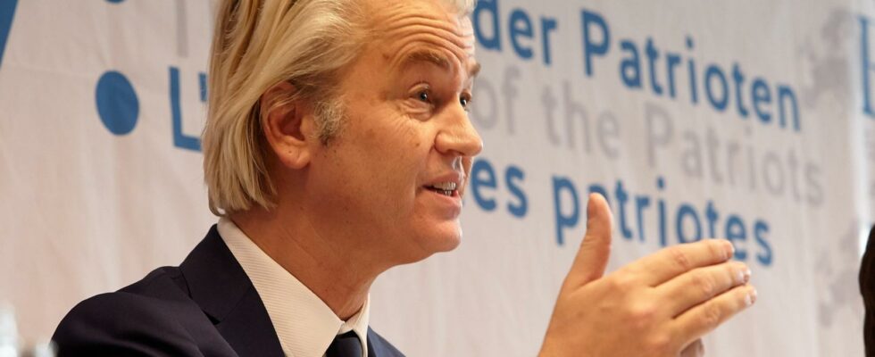 La formation du gouvernement radical de droite de Wilders aux