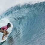 La surfeuse Nadia Erostarbe mene sa serie et se qualifie