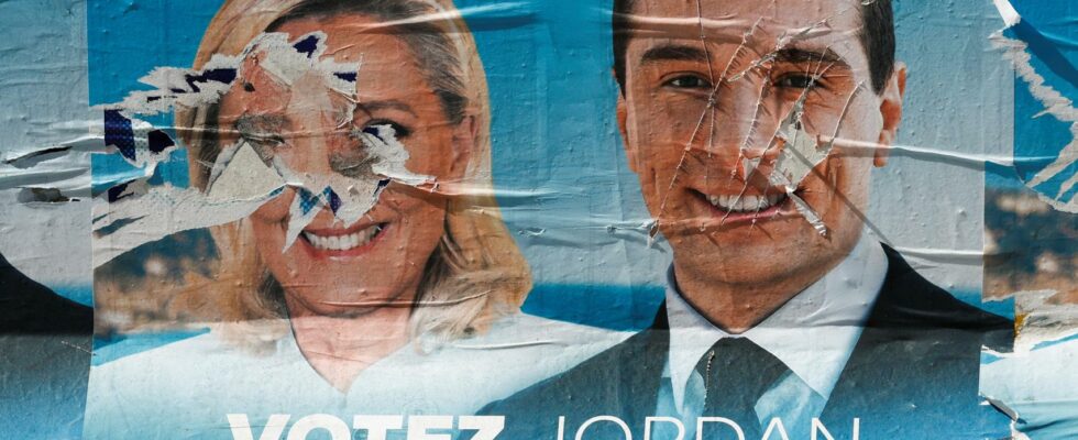 Le Front populaire et le parti de Macron devant lextreme