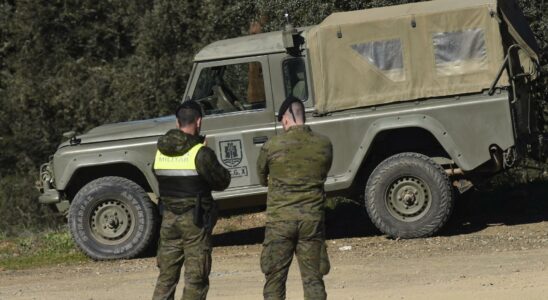 Le juge poursuit six commandants pour la mort de deux