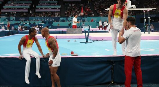 Lequipe espagnole de gymnastique masculine est douzieme et continuera a