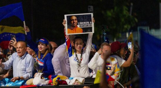 Les 7 taches que Maria Corina Machado propose aux electeurs