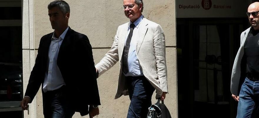 Puigdemont porte plainte contre le juge Aguirre pour le complot