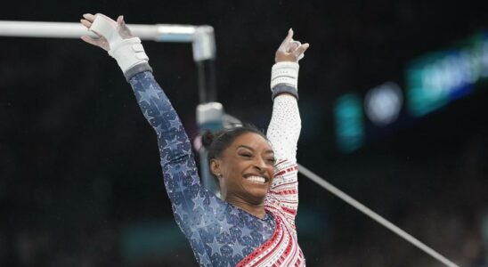 Simone Biles retourne au paradis et remporte sa cinquieme medaille