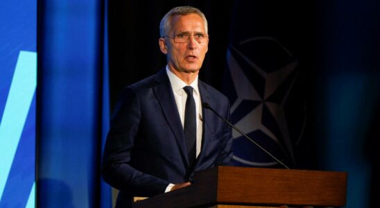 Stoltenberg appelle a une augmentation des depenses de defense pour