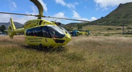 Un alpiniste blesse est secouru apres une chute a Penas