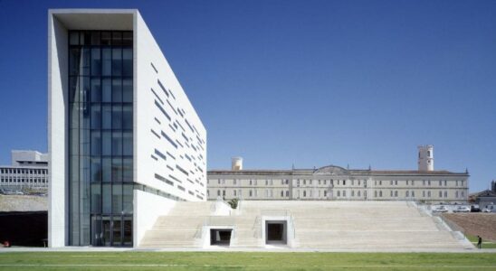 Un mort dans une explosion sur le campus de Caparica