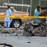Une bombe fait cinq morts au Pakistan dont un ancien