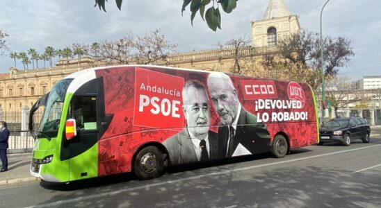 appelle a manifester au siege du PSOE andalou